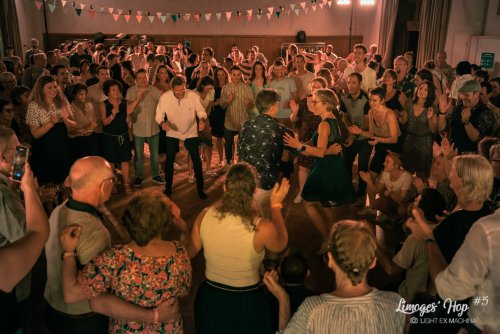 Limoges'Hop #5

Partage libre à des fins non promotionnelles ou commerciales, en créditant l'auteur (@lightexmachina).

© Alexandre - LIGHT EX MACHINA 2023, tous droits réservés.